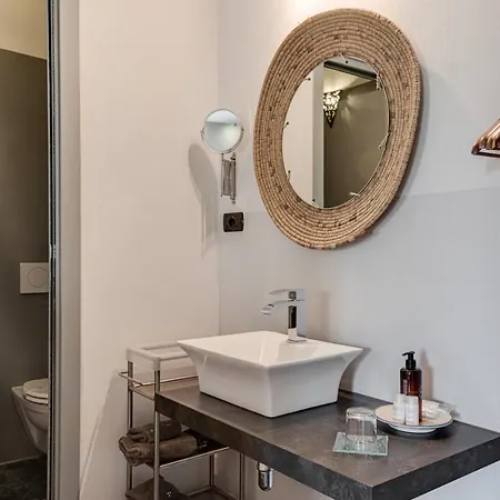 Vedetta Townhouse - E Nel Centro Storico By Be Vedetta Bed & Breakfast