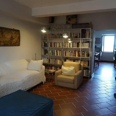 Vedetta Townhouse - E Nel Centro Storico By Be Vedetta Bed & Breakfast 3*